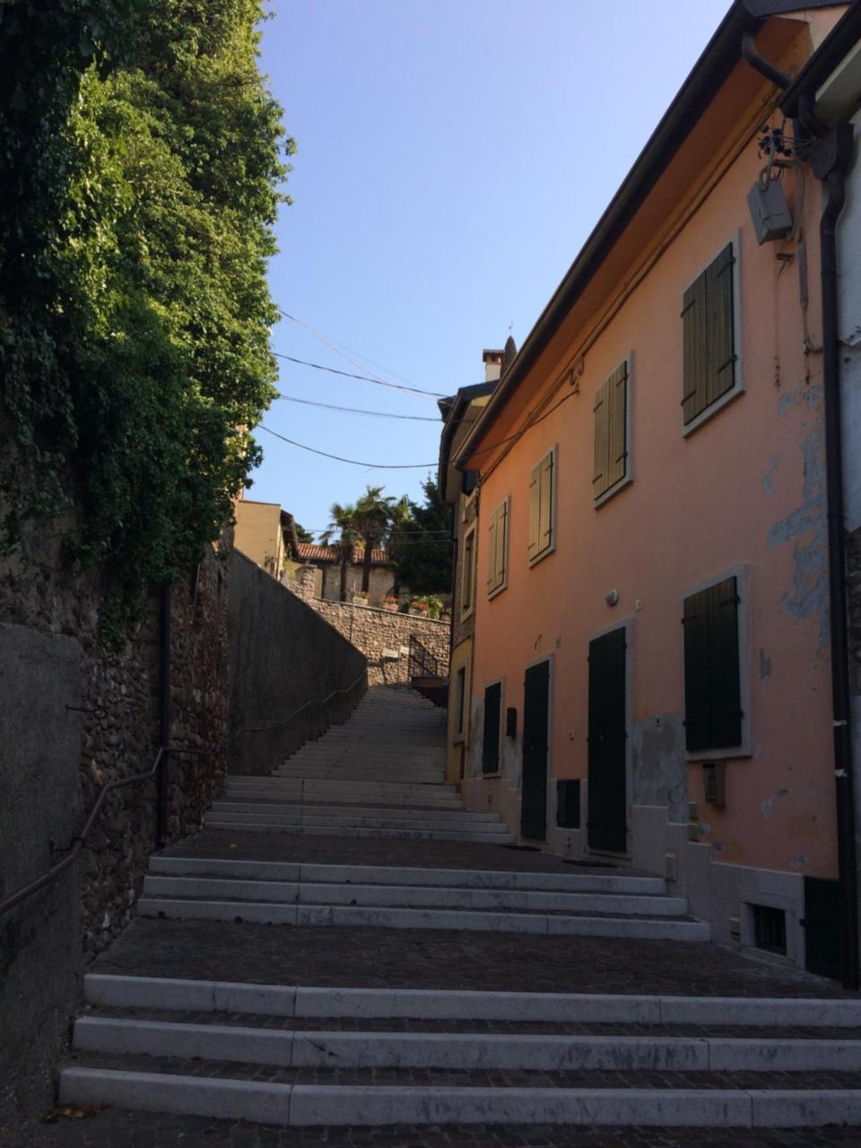 Locazione Turistica Isabella Lägenhet Castelnuovo del Garda Exteriör bild